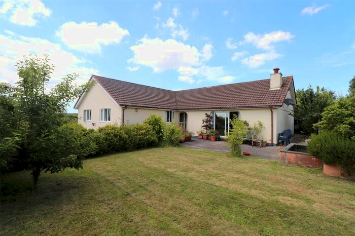 4 Bedroom Bungalow For Sale In Woodacott, Holsworthy, EX22