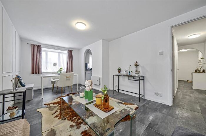2 Bedroom Block Of Apartments For Sale In Cygnet Close, NW10