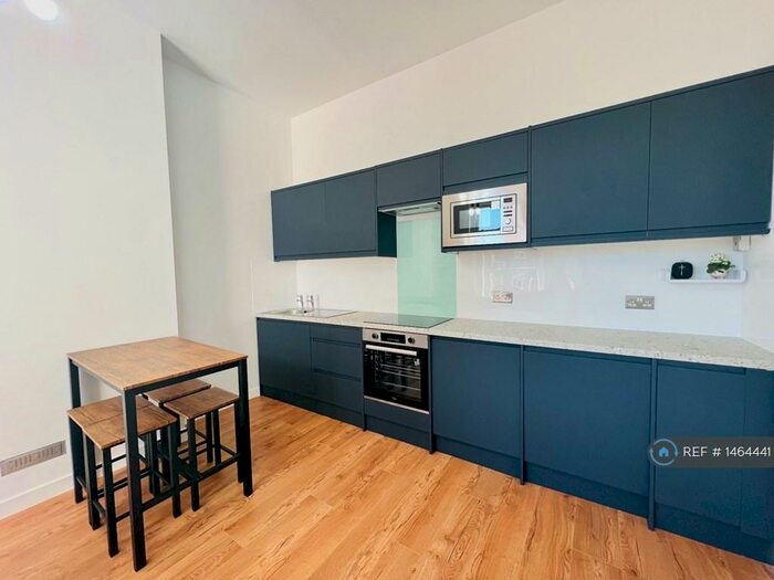 1 Bedroom Flat To Rent In Upper Rock Gardens, Brighton, BN2