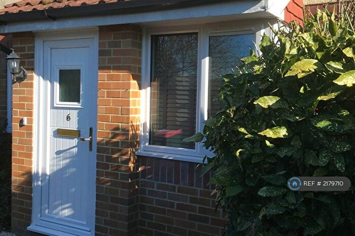 1 Bedroom End Of Terrace House To Rent In Mayes Close, Maidenbower, Crawley, RH10