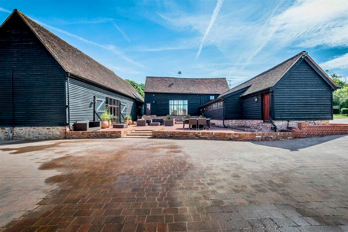 3 Bedroom Property To Rent In Somersbury Lane, Ewhurst, Cranleigh, RH12