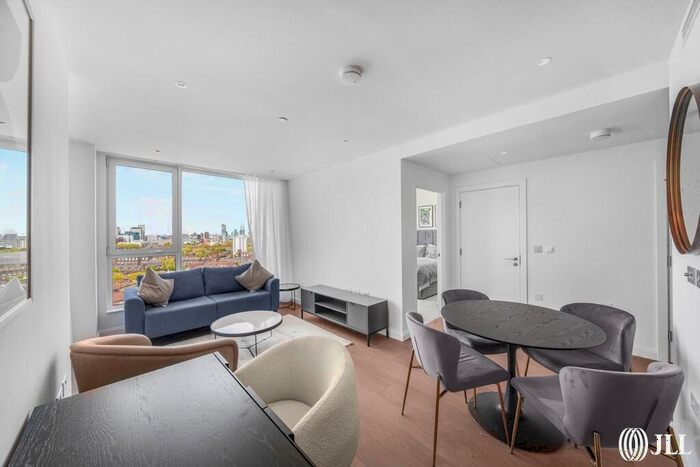 2 Bedroom Apartment To Rent In Gasholder Place London, SE11
