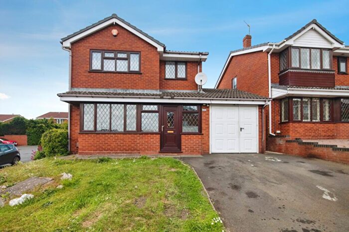 4 Bedroom Detached House For Sale In Brelades Close, Milking Bank, Dudley, DY1