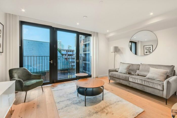 2 Bedroom Duplex To Rent In The Denizen Apratments, Golden Lane London, EC1Y
