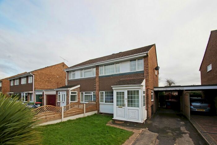 3 Bedroom Terraced House To Rent In Abbey Fields, Randlay, TF3