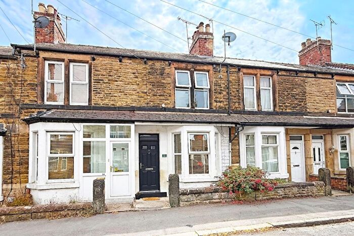 2 Bedroom Terraced House For Sale In Regent Avenue, Harrogate, HG1
