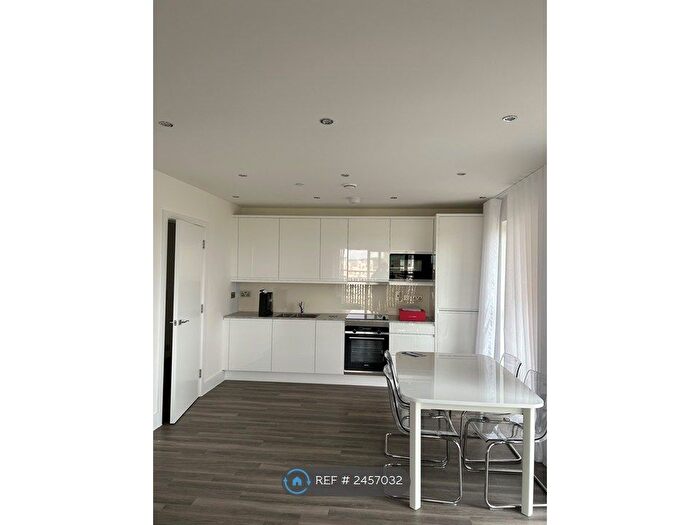 1 Bedroom Flat To Rent In Carmelia House, London, NW9