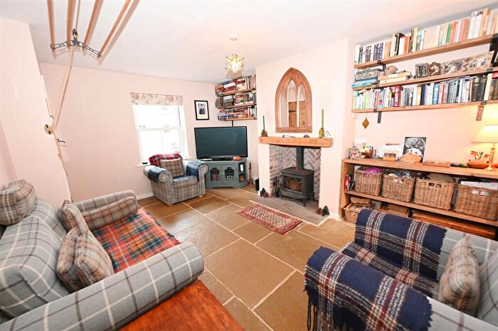 2 Bedroom End Of Terrace House For Sale In Silver Street, Reeth, Richmond, DL11