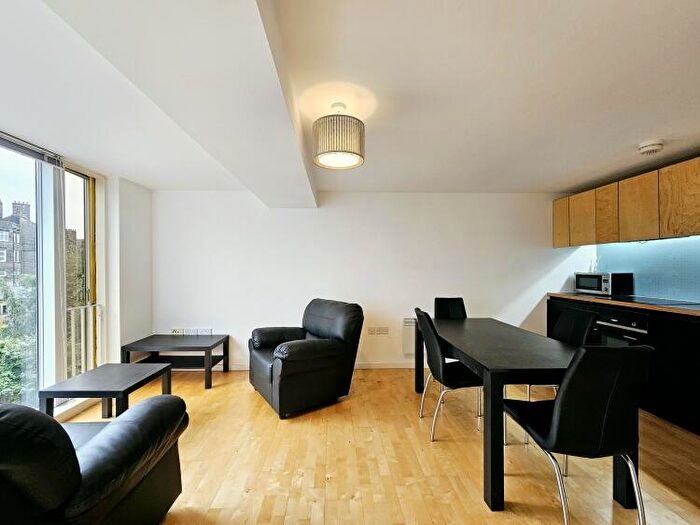 1 Bedroom Apartment To Rent In Saxton The Avenue Leeds, LS9