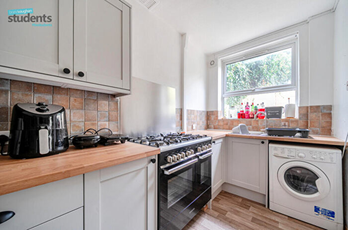4 Bedroom Terraced House To Rent In Milner Road, Brighton, East Sussex, BN2