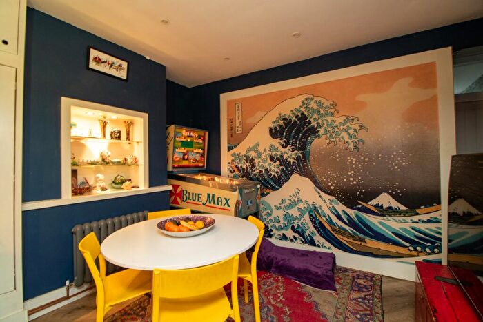 3 Bedroom Terraced House For Sale In Southwood Road, Ramsgate, CT11