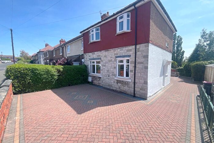 4 Bedroom End Of Terrace House For Sale In Highfield Avenue, Kiveton Park, Sheffield, S26