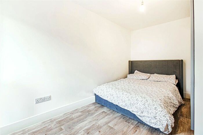 1 Bedroom Apartment For Sale In Cherry Orchard House, Cherry Orchard, Marlborough, Wiltshire, SN8