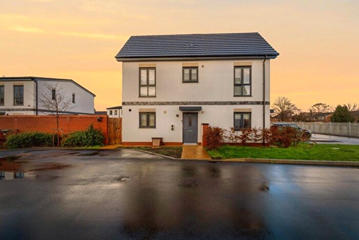 2 Bedroom End Of Terrace House For Sale In Railcar Close, Beeston, Nottingham, Nottinghamshire, NG9