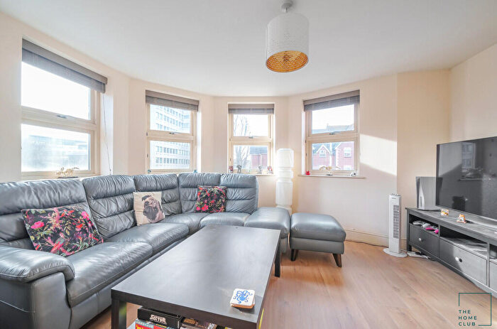 2 Bedroom Apartment To Rent In Church Road, Guildford, GU1