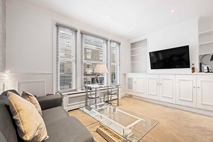 1 Bedroom Flat To Rent In Greyhound Road, Hammersmith, W6