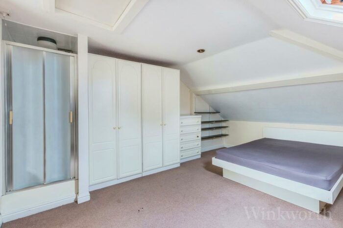 5 Bedroom Terraced House To Rent In St. Donatts Road, New Cross, London, SE14