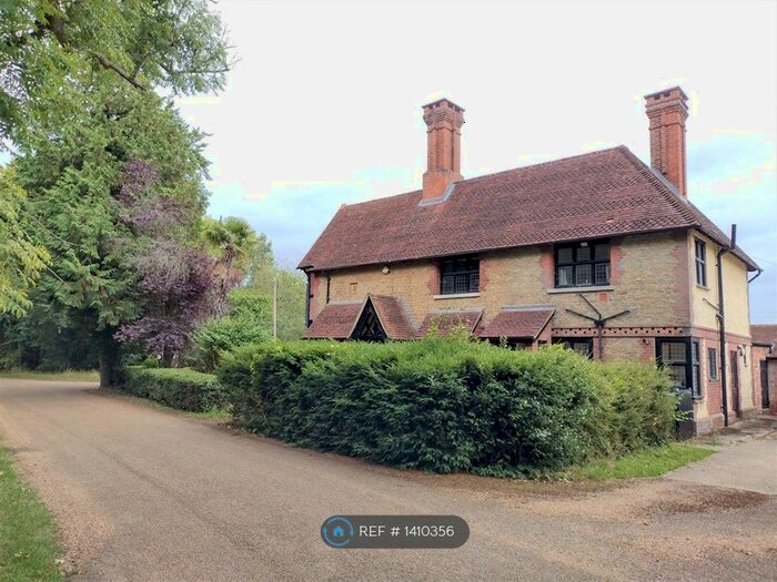 1 Bedroom Flat To Rent In Loseley Park, Guildford, GU3