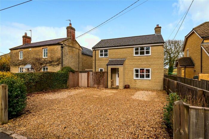 4 Bedroom Detached House For Sale In The Street, Brinkworth, Wiltshire, SN15