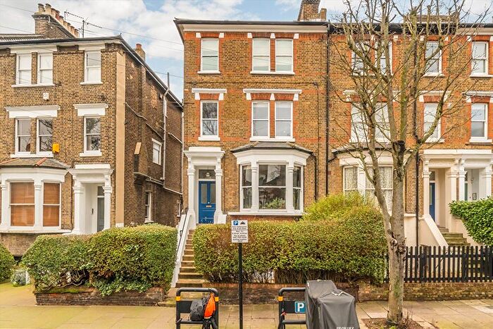 2 Bedroom Flat For Sale In Lady Margaret Road, Tufnell Park, N19