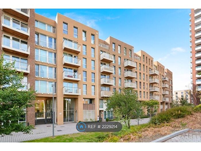 2 Bedroom Flat To Rent In Harston Walk, London, E3