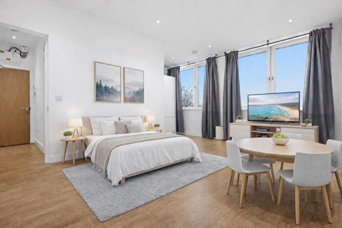 Studio To Rent In Shenley Road, WD6