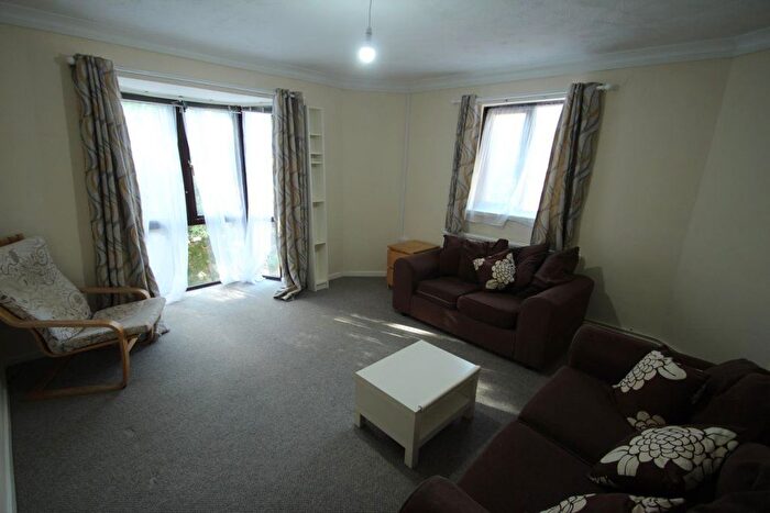 2 Bedroom Flat To Rent In Stanley Road, Leicester, LE2