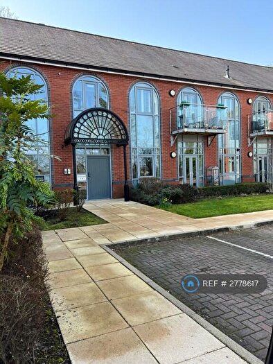 2 Bedroom Flat To Rent In Marsh Lane, Solihull, B92