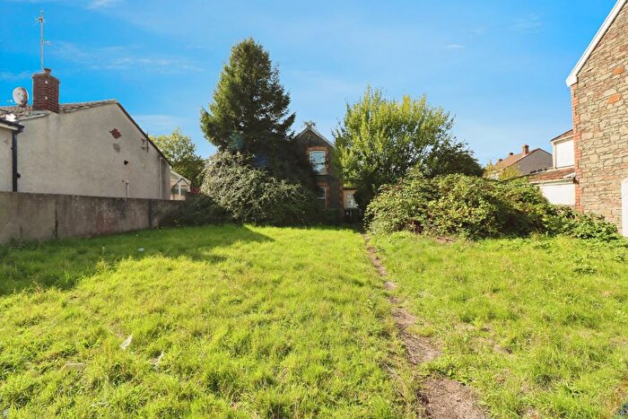 3 Bedroom Detached House For Sale In Soundwell Road, Soundwell, Bristol, BS16