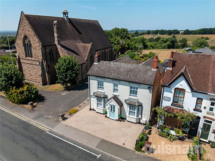 4 Bedroom Detached House For Sale In Church Road, Astwood Bank, Redditch, Worcestershire, B96