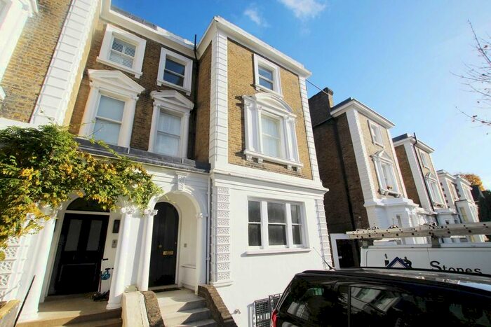 1 Bedroom Flat To Rent In Marlborough Road, Richmond, TW10
