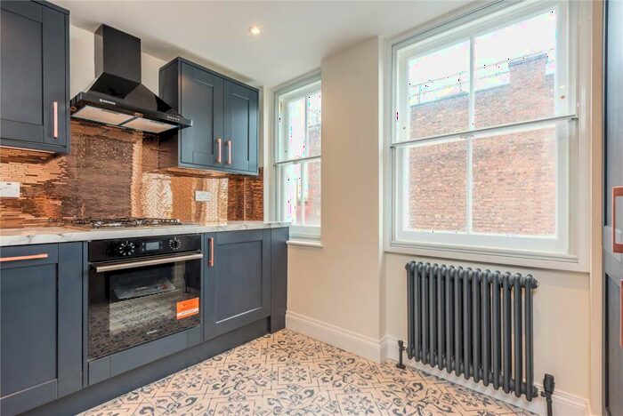 3 Bedroom Maisonette To Rent In Exmouth Market, London, EC1R