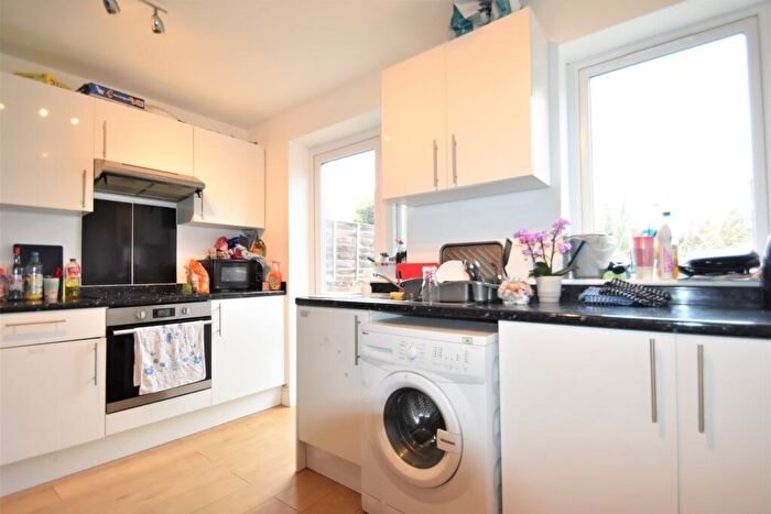 5 Bedroom Terraced House To Rent In Francis Avenue, Southsea, PO4