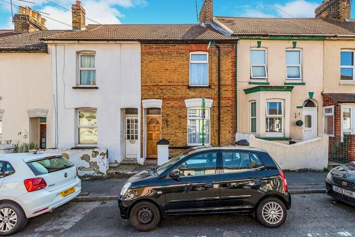 2 Bedroom Terraced House To Rent In Shakespeare Road, Gillingham, Kent, ME7