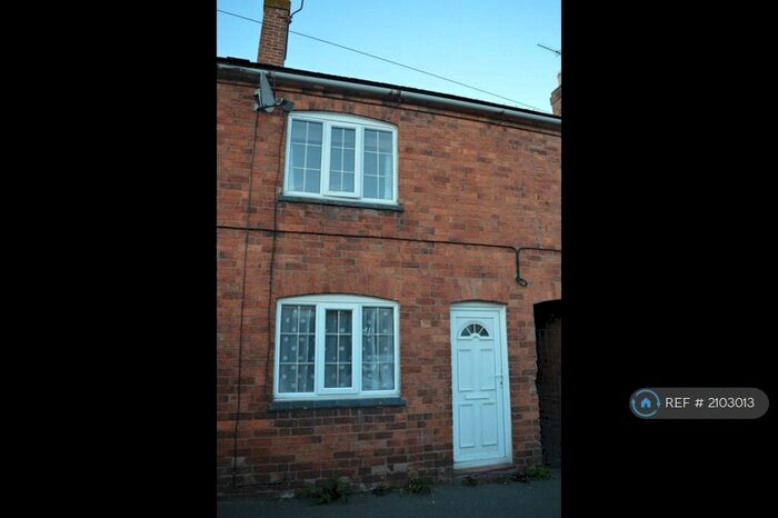 2 Bedroom Terraced House To Rent In High Street, Northamptonshire, NN6