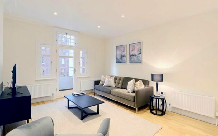 3 Bedroom Flat To Rent In Hamlet Gardens, London, W6