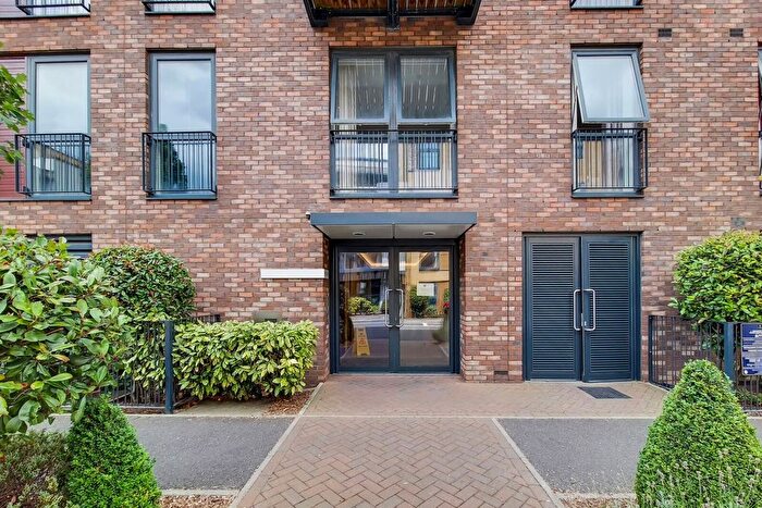 1 Bedroom Flat To Rent In Letchworth Road, Stanmore, HA7