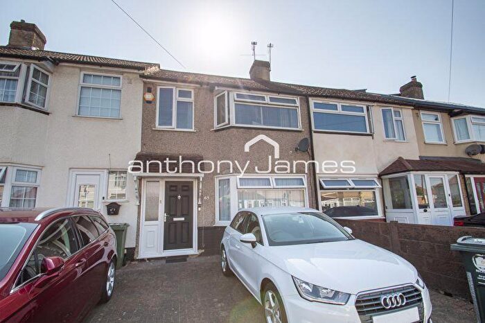 3 Bedroom Terraced House To Rent In Savoy Road, Dartford, DA1