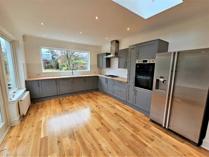 4 Bedroom Terraced House To Rent In Osborne Place, West End, Aberdeen, AB25