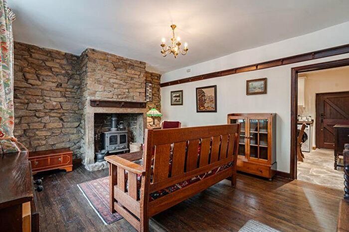 2 Bedroom Terraced House To Rent In ** Barrow Bridge Road, Barrow Bridge, Bolton, Lancashire. **, BL1