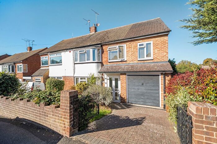 4 Bedroom Semi-detached House For Sale In Iden Road, Strood, Rochester, Kent., ME2