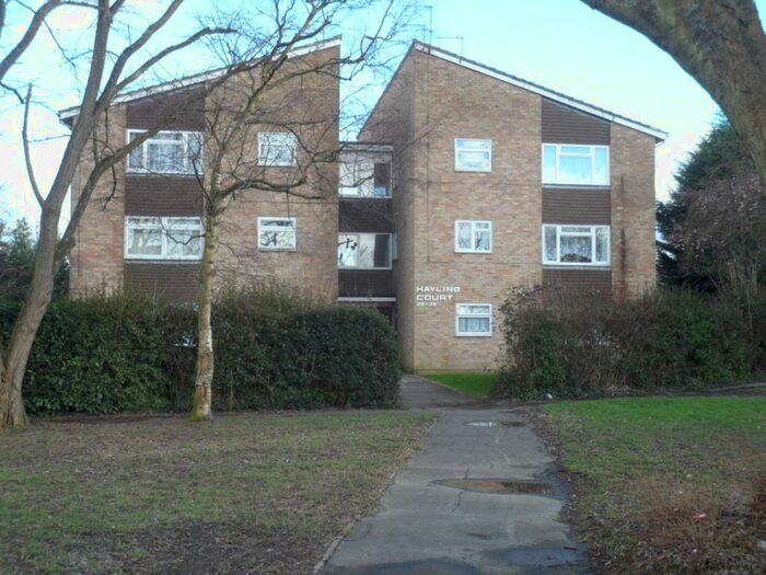 2 Bedroom Flat To Rent In Hayling Court, Crawley, RH11