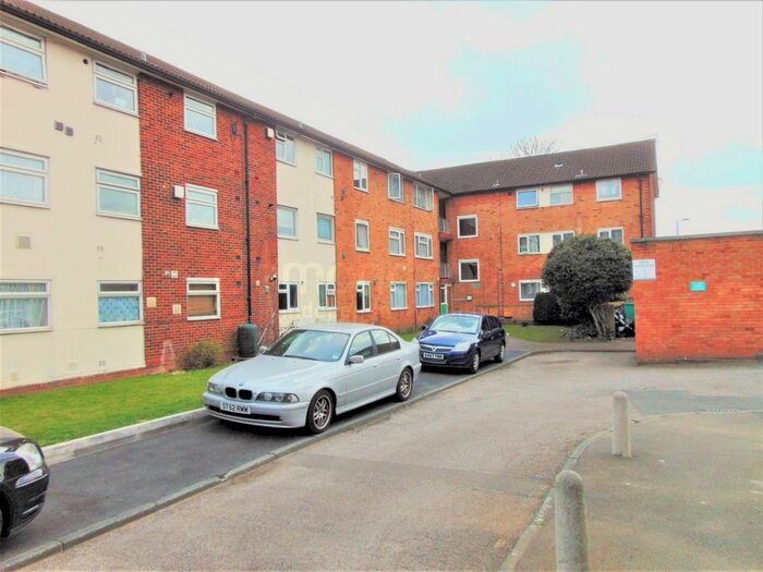 2 Bedroom Flat To Rent In Jersey Road, Hounslow, TW3