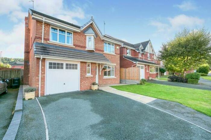 4 Bedroom House To Rent In Wainwright Close, Rhos On Sea, LL28