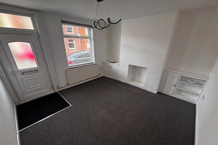 3 Bedroom Property To Rent In Bishop Street, Sutton-In-Ashfield, NG17