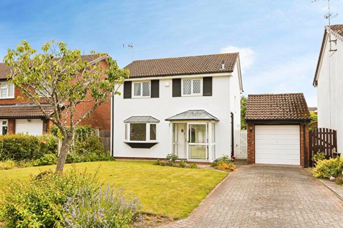3 Bedroom Detached House For Sale In Campbell Close, Rossett, Wrexham, LL12