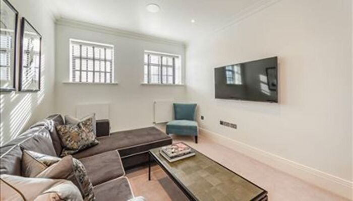 2 Bedroom Flat To Rent In Rainville Road, London, W6