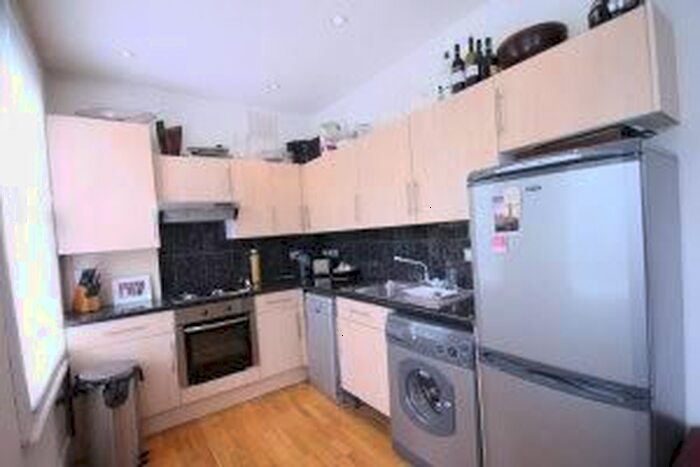 2 Bedroom Flat To Rent In Hartham Road, Hillmarton Conservation Area/ Caledonian Road, N7