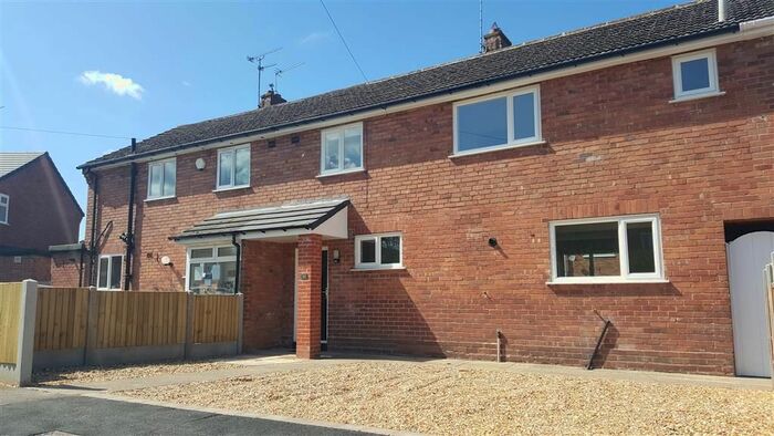 3 Bedroom Property To Rent In Greenfields, Upton, Chester, CH2