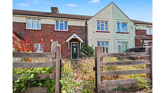 3 Bedroom Property For Sale In Quinton Road, Sittingbourne, Kent, ME10